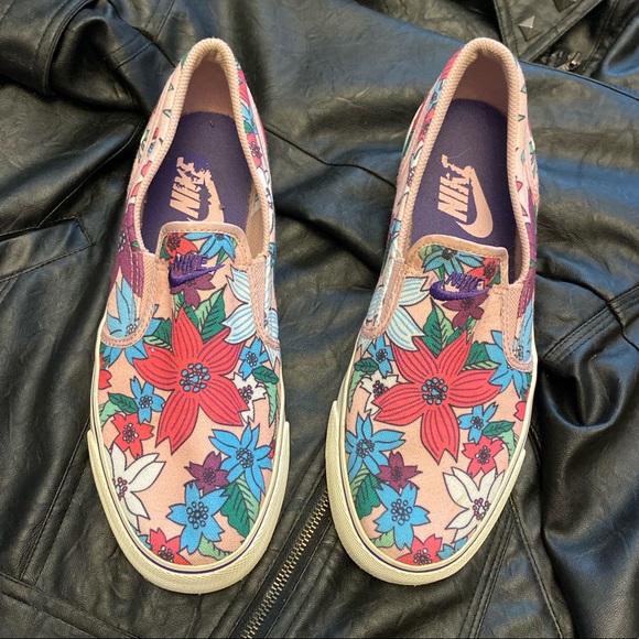 Floral Nike Toki Slip On Pink Nike Shoes Nike Toki Aloha Floral
